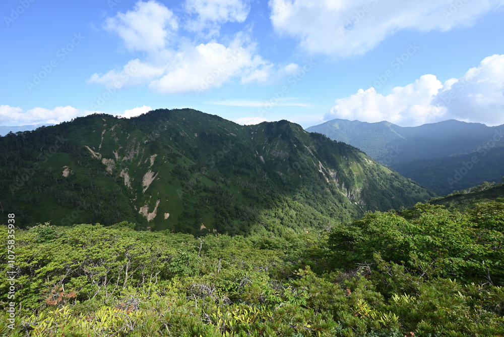 Climbing Mt. Shirasuna, Gunma, Japan Climbing Mt. Shirasuna, Gunma, Japan