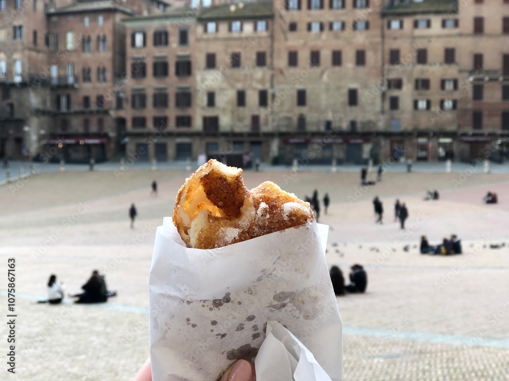 Obraz premium siena italy food fried frittelle