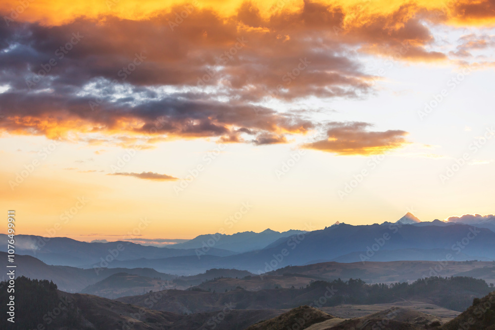 Fototapeta premium Mountains on sunset