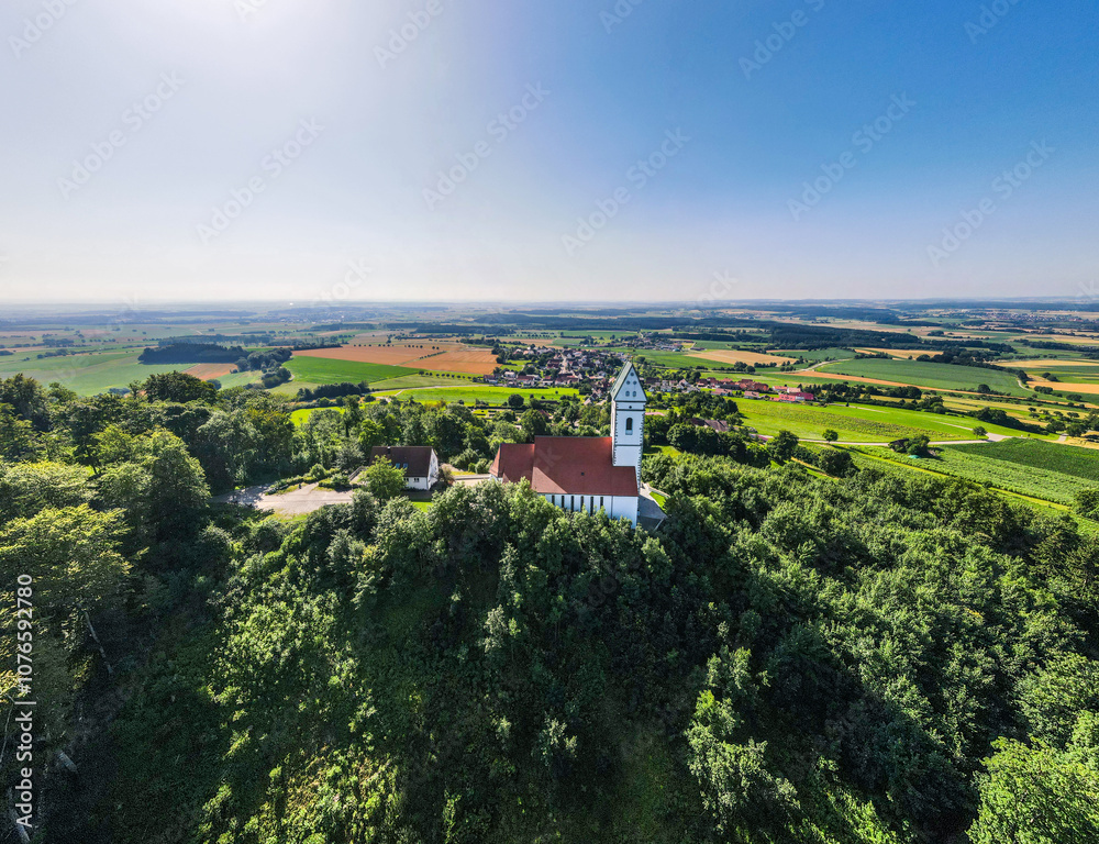 Naklejka premium Der Bussen von oben – Drohnenfotografie