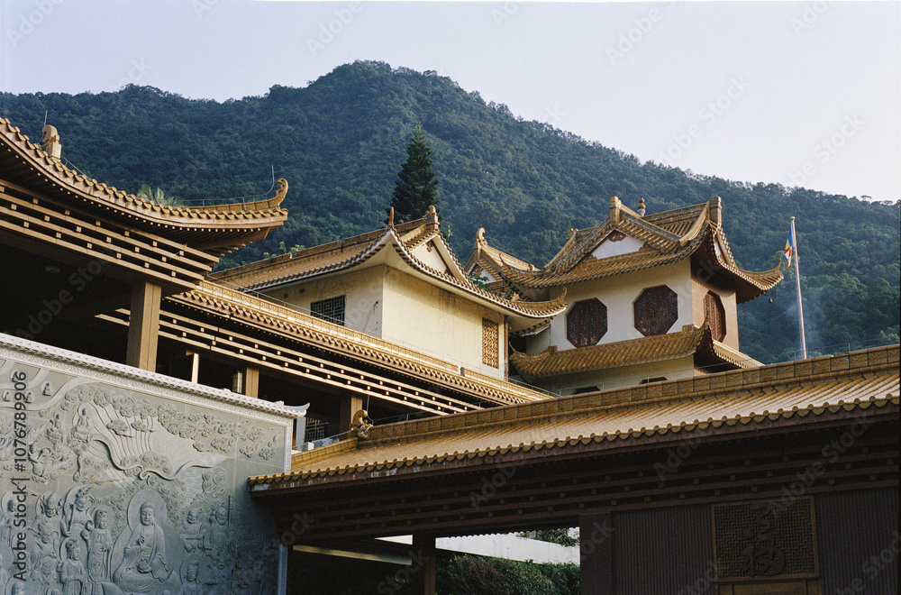 Naklejka premium chinese temple roof