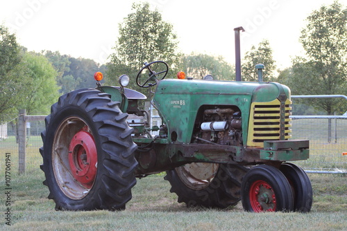 Canvastavla Oliver super 88 diesel tractor