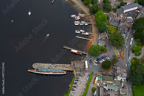 Obraz na płótnie Aerial view of Bowness Bay, Promenade and Bowness on Windermere in the Lake District w salonie