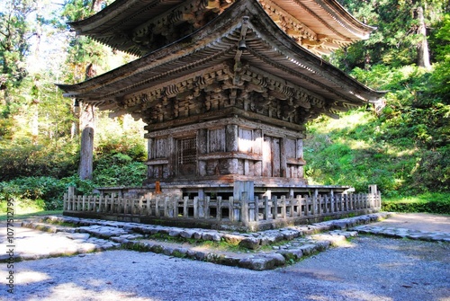 国宝 羽黒山五重塔 山形県鶴岡市 photo