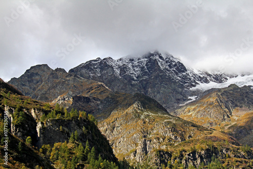 il Corno Nero nel gruppo del Monte Rosa photo