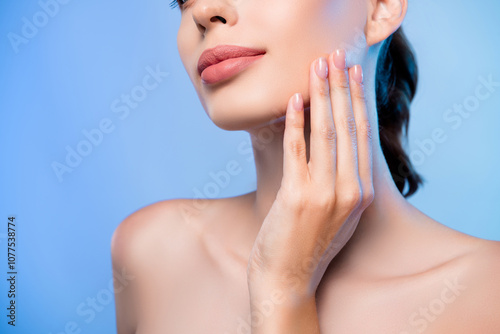 Fotografie Cropped photo of stunning lady touch tender skin fingers beauty concept isolated