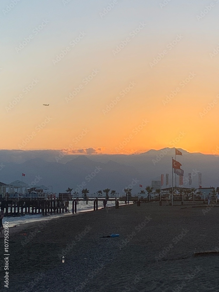 Obraz premium sunset at the pier