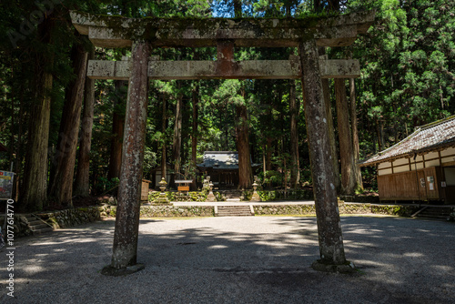 龍穴神社 鳥居 奈良県宇陀市室生