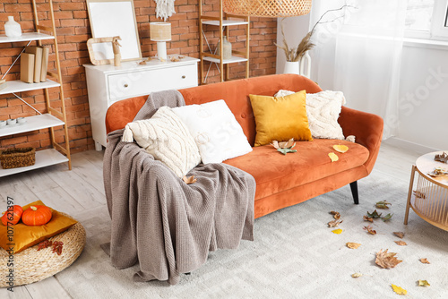 Cozy autumn living room int...
