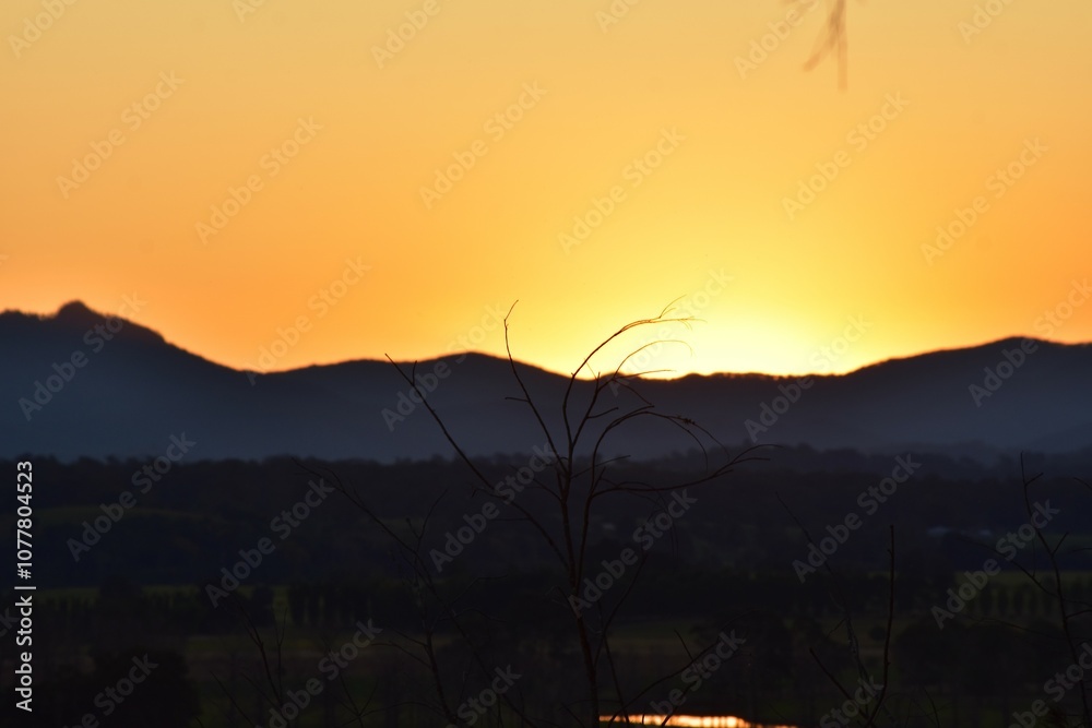 Obraz premium sunset in the mountains