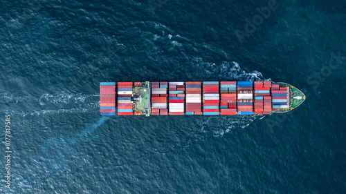 Obraz na płótnie Container cargo ship global business logistic import export transportation, Container cargo ship freight shipping shipment international, Industrial business logistic freight by container cargo ship. w salonie