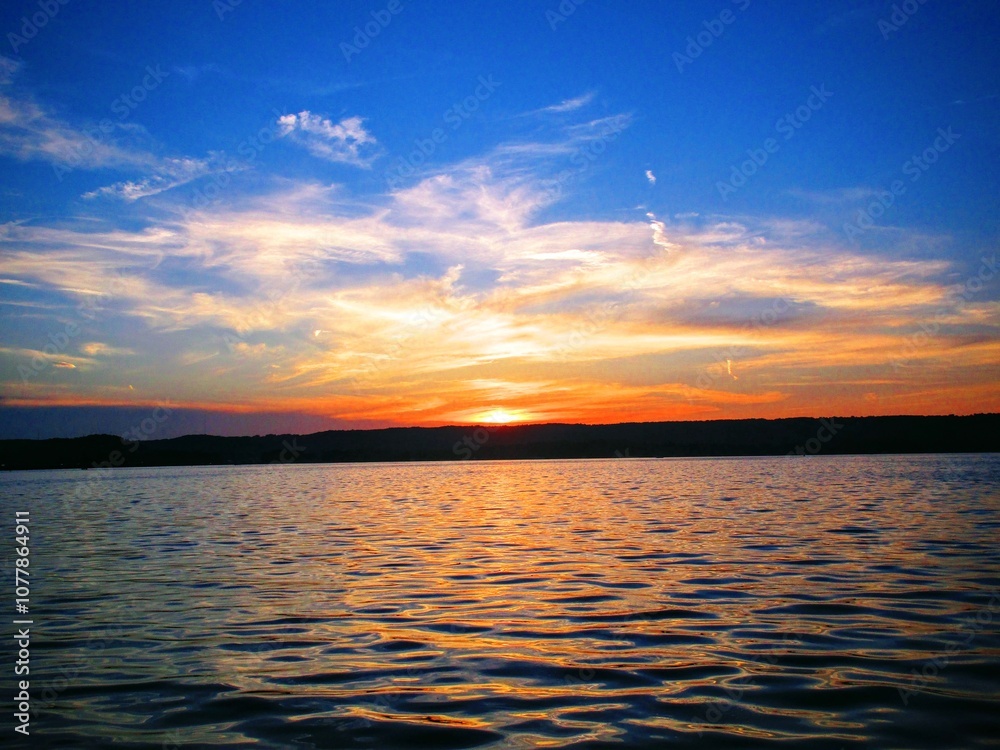 Obraz premium sunset over the sea
