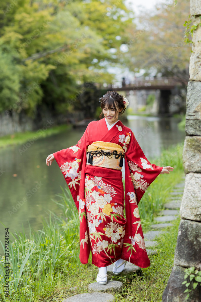 着物姿の若い女性 着物姿の若い女性