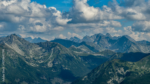Fototapeta Naklejka Na Ścianę i Meble -  Panoramic view of High Tatras on the border of Poland and Slovakia