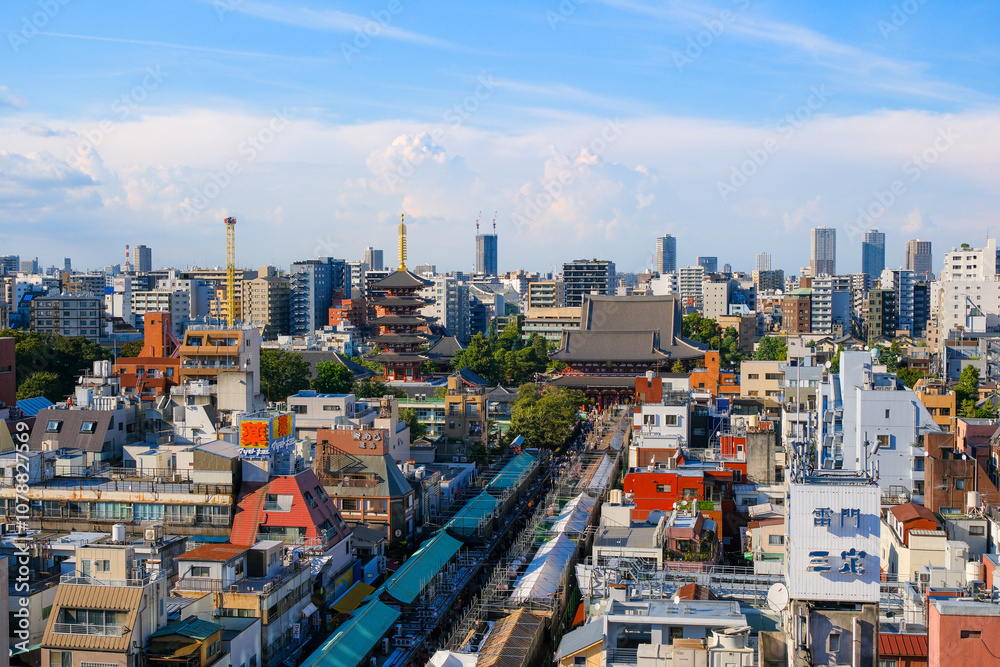 Fototapeta premium 東京都台東区 浅草の眺望