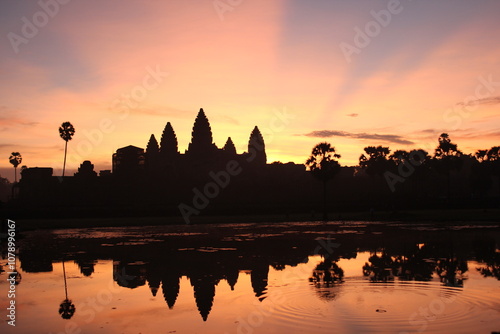 Fototapeta Naklejka Na Ścianę i Meble -  Angkor Wat, Cambodia
