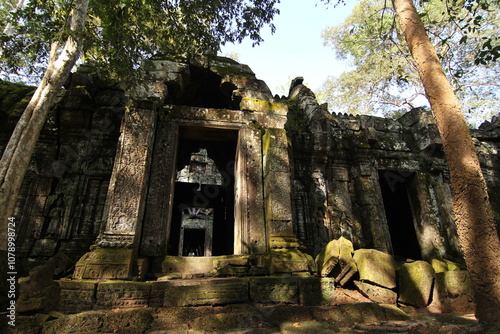 Fototapeta Naklejka Na Ścianę i Meble -  Angkor Wat, Cambodia