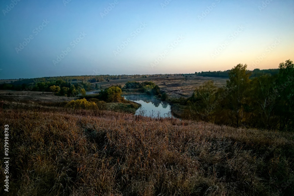 Fototapeta premium Early October morning on a small river