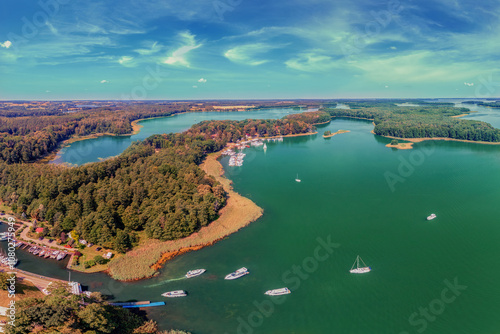 Fototapeta Naklejka Na Ścianę i Meble -  Mazury, kraina tysiąca jezior.