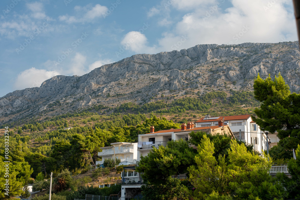 Obraz premium Mountain view from Stanici, Croatia, showcasing the rugged landscape and scenic beauty of the surrounding peaks.