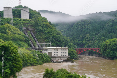 丸山発電所と蘇水峡橋