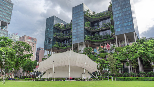 Photography Hong Lim Park timelapse hyperlapse covered by some bushes and a large trees with