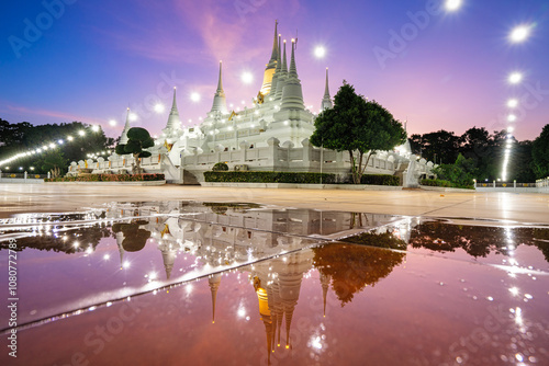 Wat Asokaram in sunset, Samutprakan photo