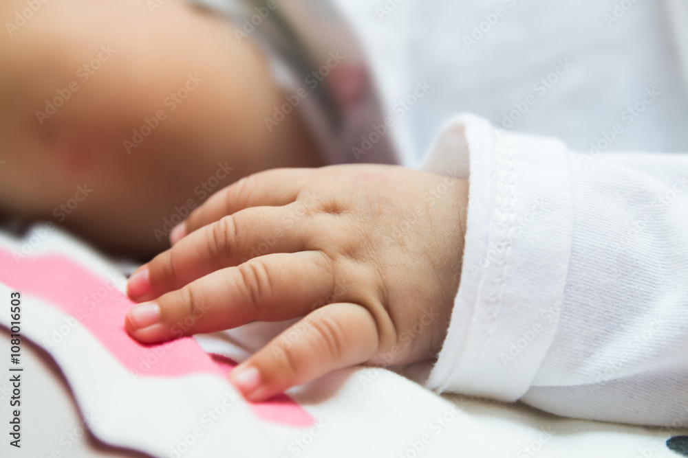 Fototapeta premium hand of cute baby 