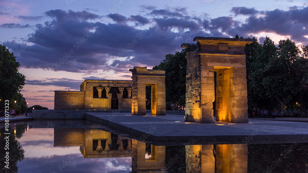 Sunset over the Templo de debod timelapse in Madrid, Spain. Sunset over the Templo de debod timelapse in Madrid, Spain.