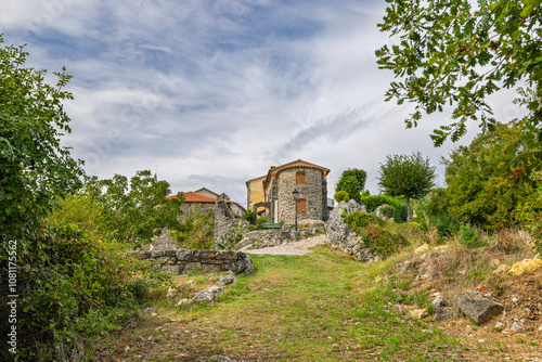 Wallpaper Mural Hum - Kroatien - die kleinste Stadt der Welt Torontodigital.ca