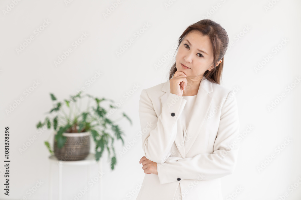 ビジネスウーマン　トラブル