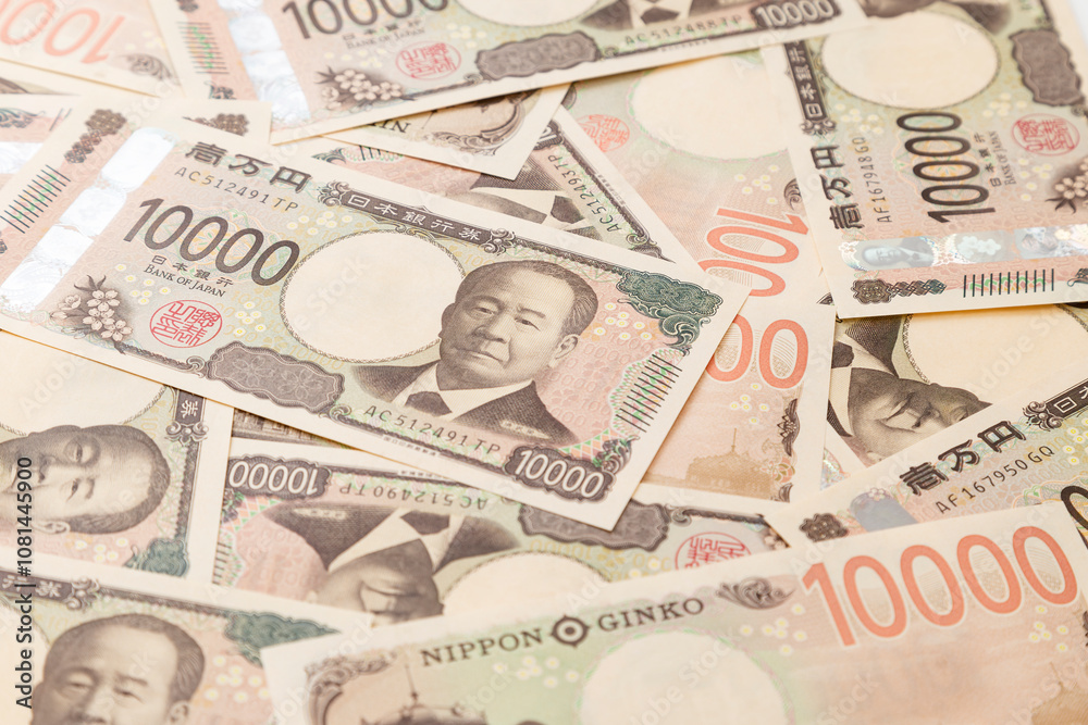 たくさんの一万円札