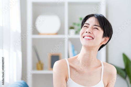 若い女性のビューティー Free Download 若い女性のビューティー - GFXLoad
