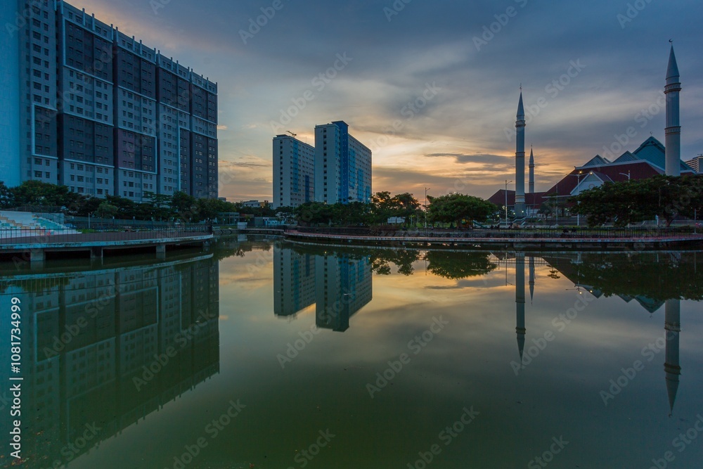 Naklejka premium view of the city