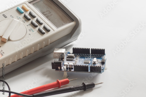 Multimeter probes and arduino uno photo