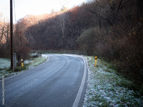 Ice on bridges is very dangerous for car traffic. In the morning in autumn, the roads on the bridges are treacherous.