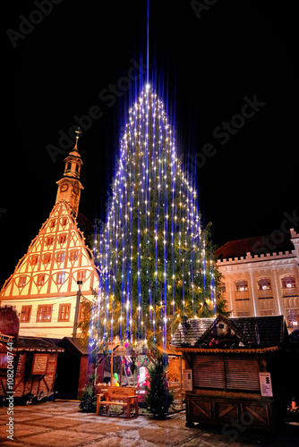 Weihnachten, Pyramide, Weihnachtsbaum, Zwickau, Glühwein, Weihnachtsmarkt, Kerzen, Weihnachtskerze, Pyramidenkerzen, Glühbier, Dezember, Winter, Weihnachtsfeiertage, Advent, Weihnachtsfest, anamorph