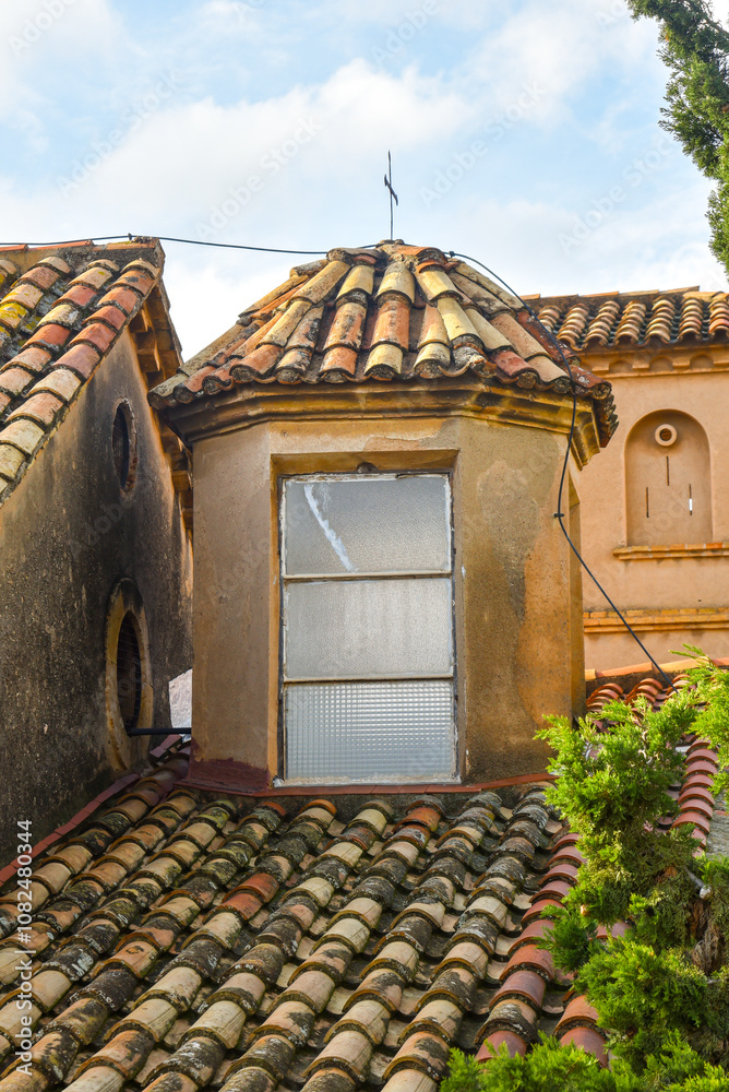 old vintage windows in Spain