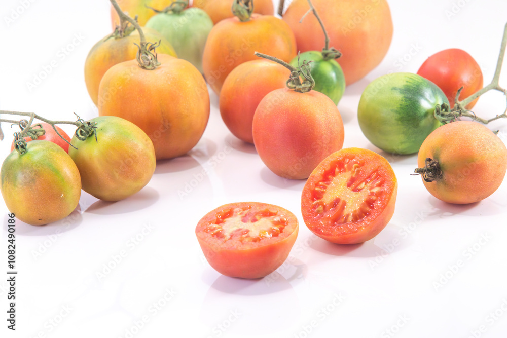 Solanum lycopersicum,hanging tomato composition Solanum lycopersicum,hanging tomato composition