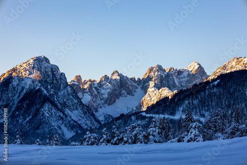 Obraz na płótnie Cold morning in the heart of Julian Alps w salonie