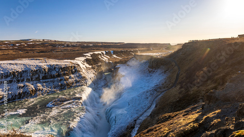 Obraz na płótnie Gullfoss in a cold march day in iceland w salonie