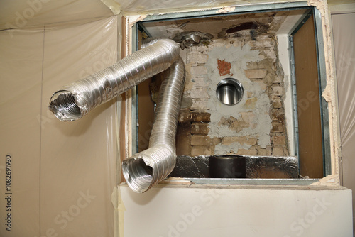 Reconstruction of the chimney liner and fireplace in the house