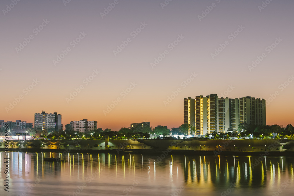Fototapeta premium Ahmedabad Waterfront - Photos of River Sabarmati at dawn and sunrise. Images of the the city of Ahmedabad which is the largest city in the state of Gujarati in India.