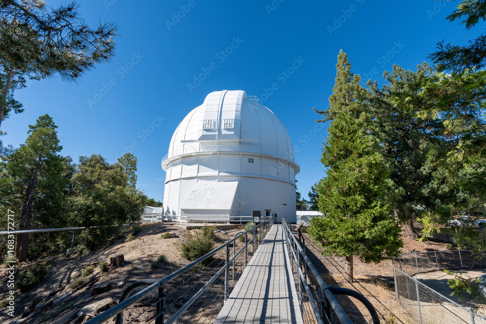 Obraz premium ウィルソン山天文台 Mount Wilson Observatory