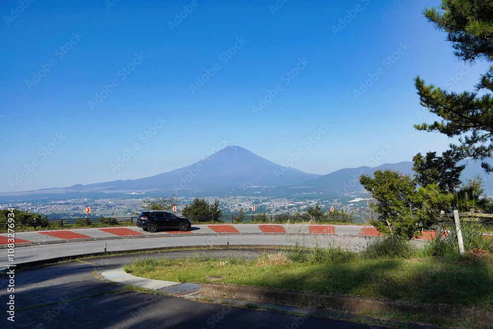 ドライブで楽しむ富士山の眺め