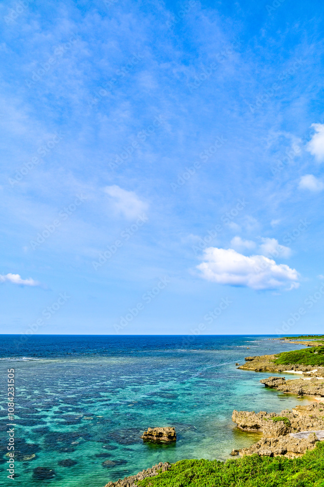Obraz premium 日本にある沖縄宮古島のとても美しい海の風景