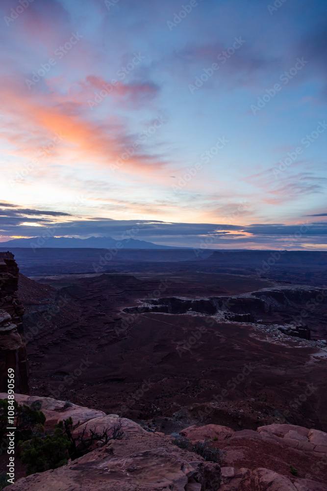 Naklejka premium Stunning Sunset Over Canyonlands National Park in Utah Landscape