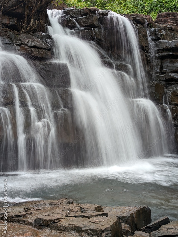 Obraz premium waterfall in the mountains