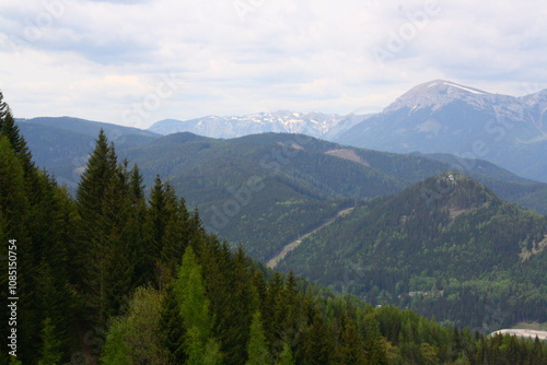 Wedrujac po gorach.