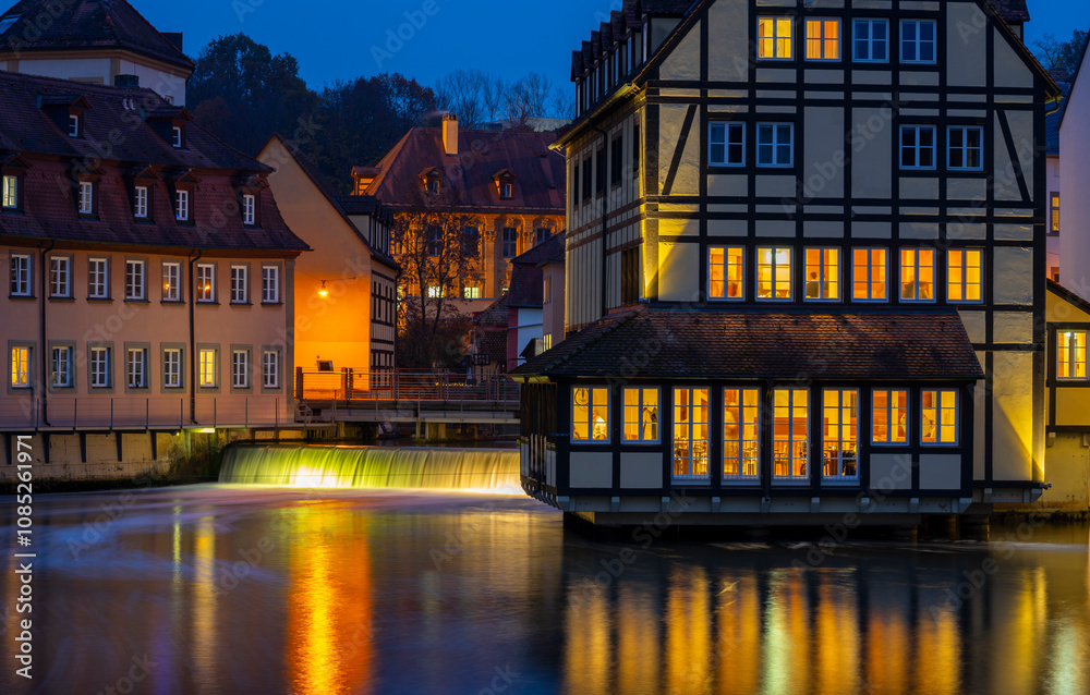 Obraz premium Half-timbered buildings in Bamberg at night, Upper Franconia, Bavaria, Germany, Europe